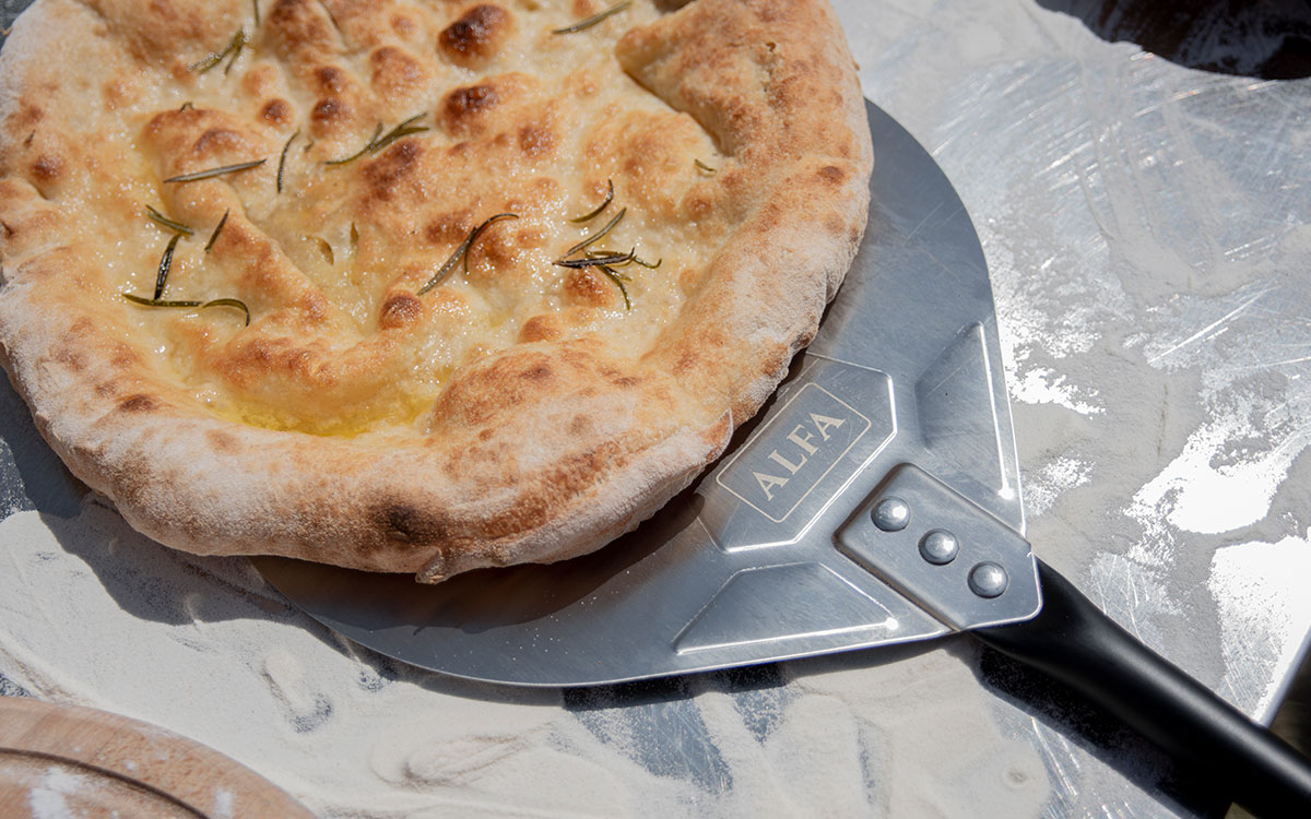 Príslušenstvo a náradie k pizza peciam